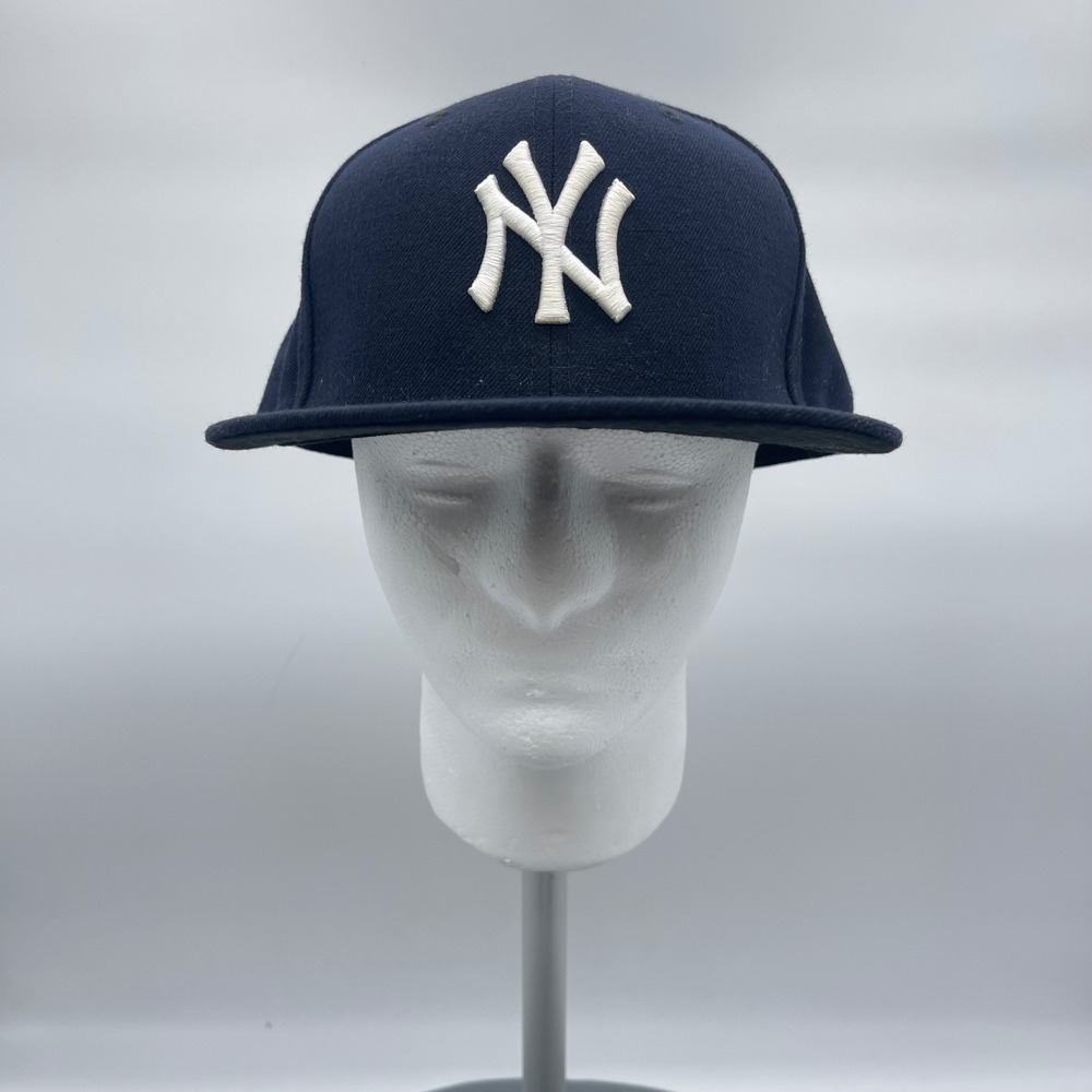New Era 59FIFTY Mens Size 8 Cap Navy New York Yankees MLB On Field Fitted Hat